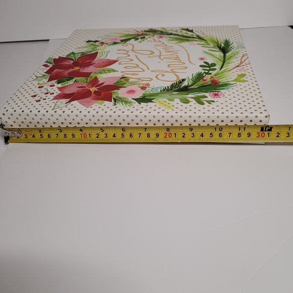 Square "Merry Christmas" Poinsettia Wreath Sign - Picture 13 of 14